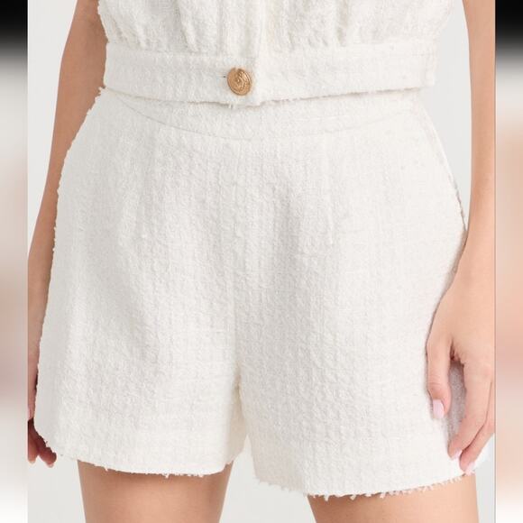 NWT$395 L'agence Ashton Bouclé Knit White Shorts Sz 6 - Picture 6 of 16